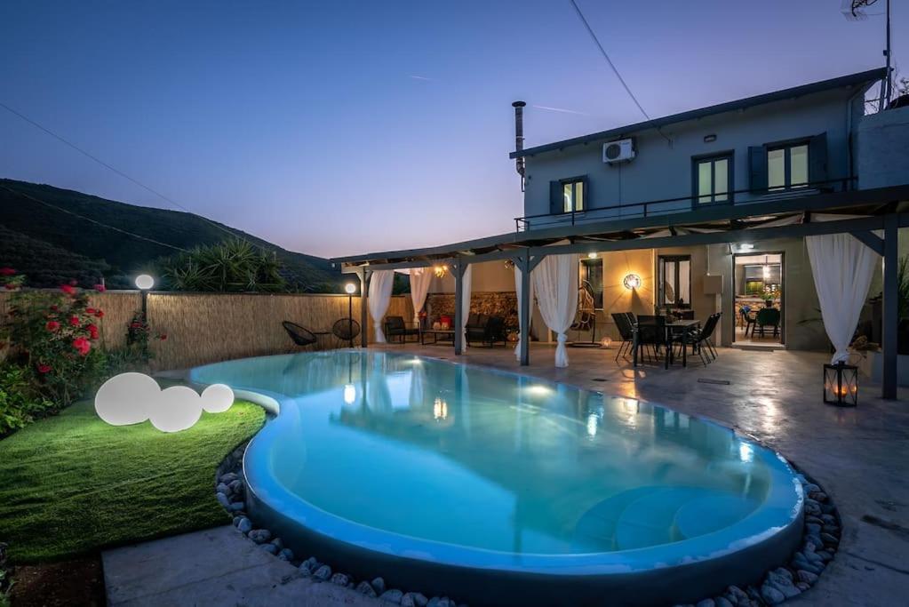 Casa Del Miele, Private Pool, Bbq, Mountain View. Villa Alikianos Exterior foto